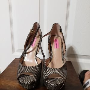 Betsey Johnson Heels 👠